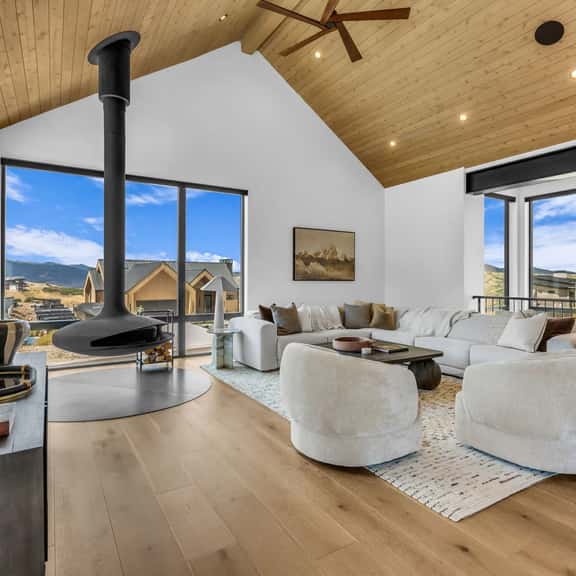 Wasatch View - Luxury Alpine Retreat with Private Hot Tub and Mountain Views - Image 1
