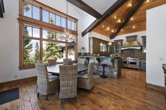 FM6578 - Lookout