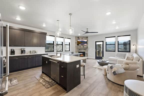 Family Friendly 3 Bedroom Condo Near Deer Valley East Village - Image 3