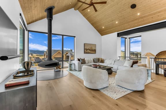 Wasatch View | Luxury Alpine Retreat with Private Hot Tub and Mountain Views - Image 1